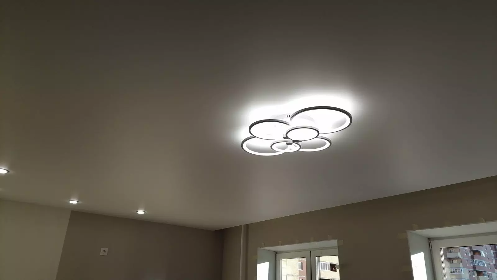 Старый Оскол, микрорайон Жукова, 48, фото 2